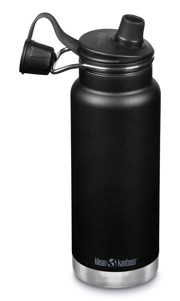 Klean Kanteen TKWide 946 ml Chug Cap in Schwarz mit Trinkschnabel und kleiner Kappe an einer Schlaufe