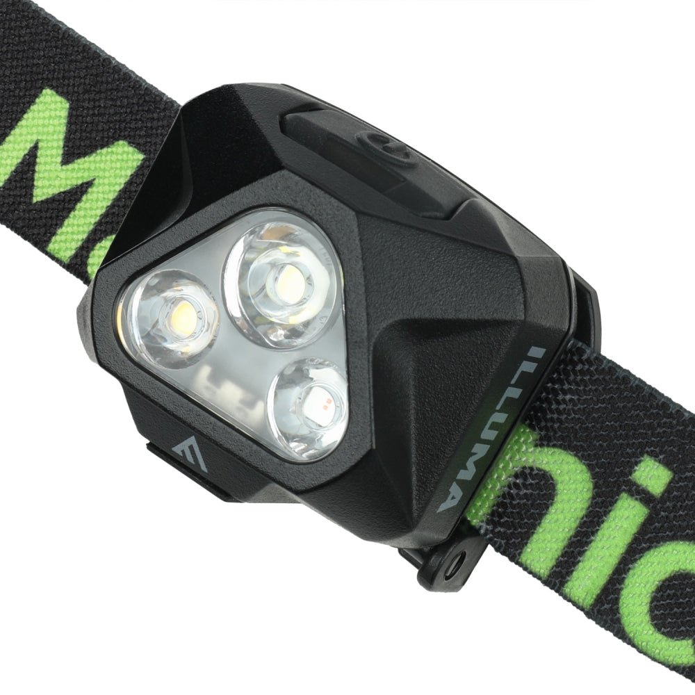 Mactronic Illuma Detail des schwarzen Lampenkopfs mit drei LEDs und dem Namen an der Seite