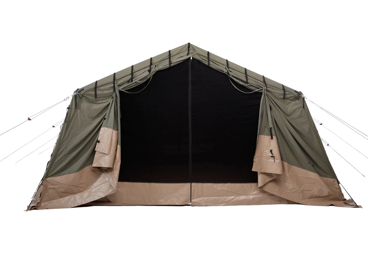 CanvasCamp Mess Apex 5 x 6 grünes Firstzelt mit sandfarbenem unterem Rand und offener Vordertür, von vorne