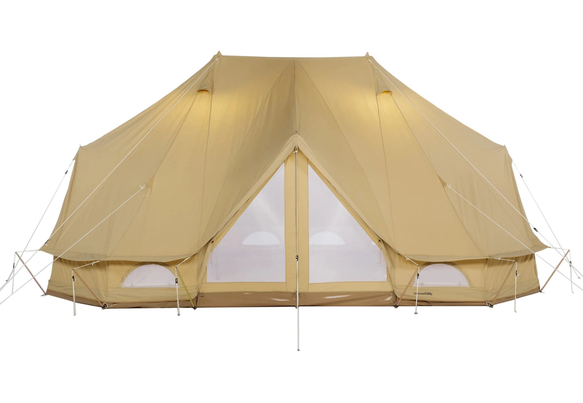CanvasCamp Sibley ProTech 600 Twin mit offener Tür, Netz im Eingang und zwei halbrunden Fenstern