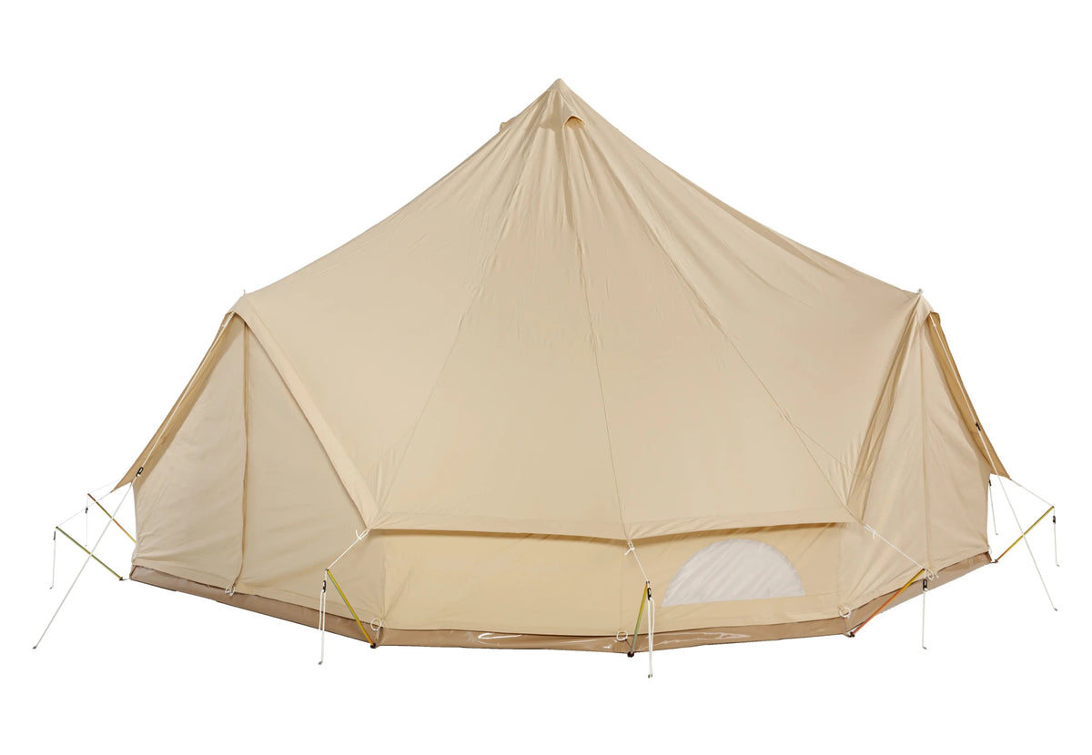 Sibley ProTech 700 QD, Glockenzelt aus beigem Canvas mit zwei geöffneten Türen und einem Fenster dazwischen