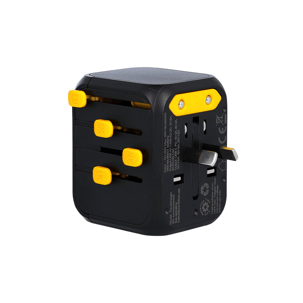 WakaWaka Travelcharger mit ausgefahrenem Stecker mit schrägen flachen Stiften