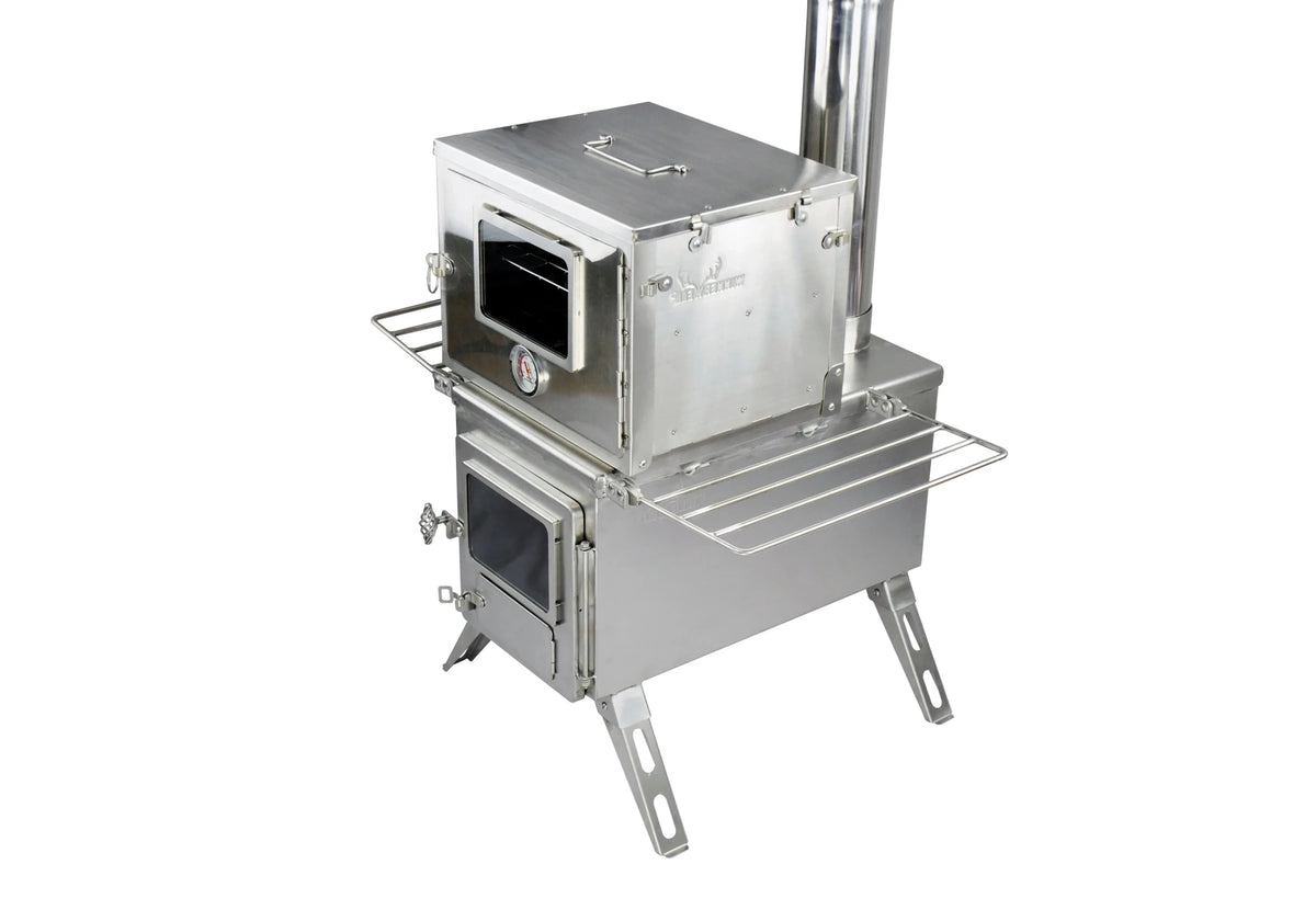 Winnerwell Fastfold Oven auf einem Zeltofen mit Rauchrohr und seitlichen Ablagen