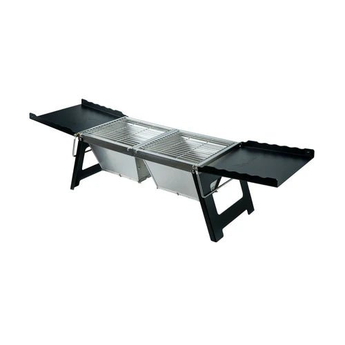 Winnerwell Campingtisch in Schwarz aufgeklappt mit zwei Grillrosten und Seitenablagen