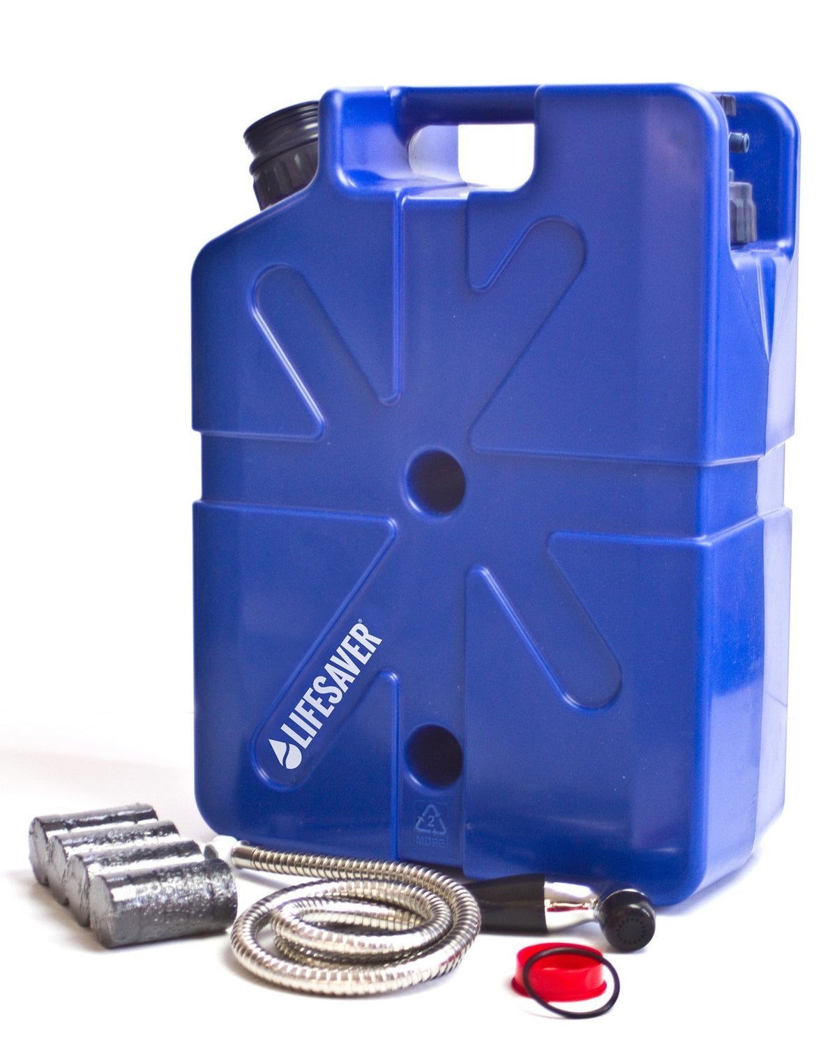 Lifesaver Family Emergency Pack, blauer Kanister mit geflochtenem Schlauch, Hahn und Teilen davor