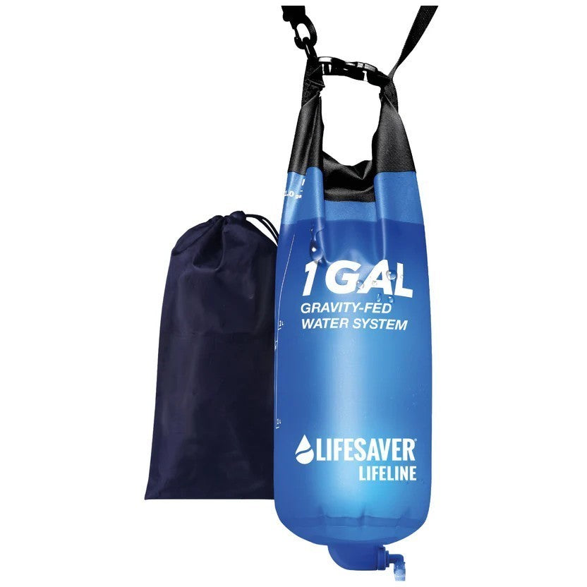 Lifesaver Lifeline Gravity Bag, blauer Wasserbeutel mit 1 Gallone an einem Schultergurt neben dem Aufbewahrungsbeutel