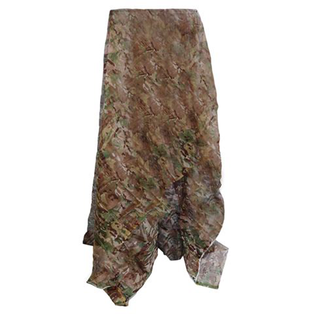 Outdoor Club Tarnnetz Green Forest zu einem Paket gefaltet, mit durchsichtigem Band