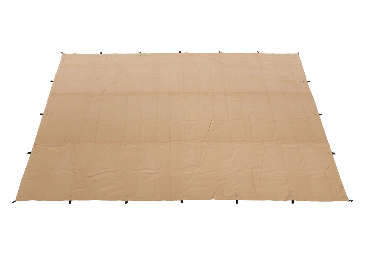 CanvasCamp Heavy Duty Shelter als rechteckiges sandfarbenes Tuch, flach ausgelegt mit Schlaufen ringsum