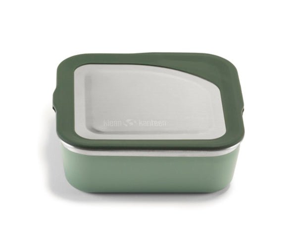 Klean Kanteen Lunch Box in Salbeigrün mit Metalldeckel und grünem Rand