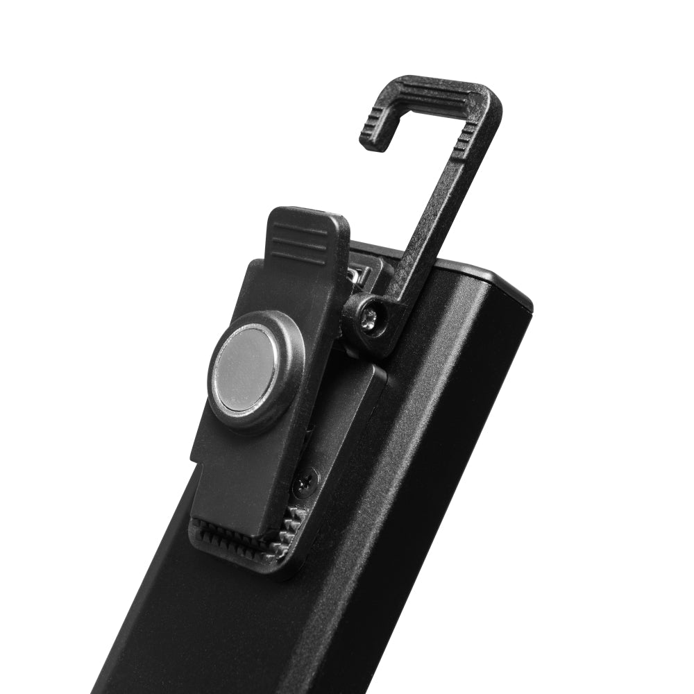 Mactronic Flagger 650 Rückseite mit Clip, runder Metallscheibe und ausklappbarem Haken