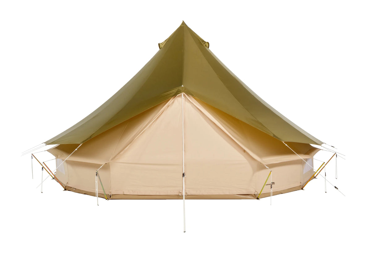 CanvasCamp Sibley Fly Nylon in Khaki über dem Dach eines Glockenzelts, Vorderansicht