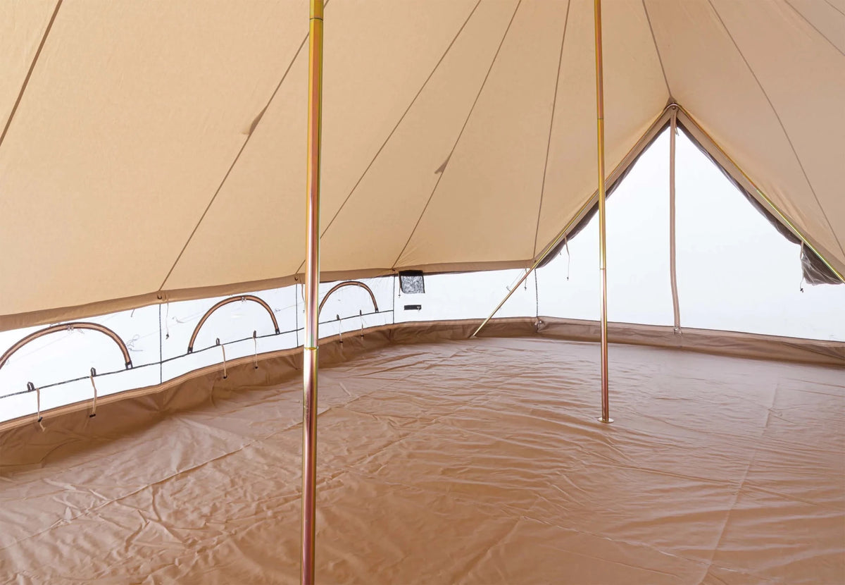 CanvasCamp Sibley Apex 600 Twin von innen mit zwei Masten, eingenähtem Zeltboden und Fenstern ringsum