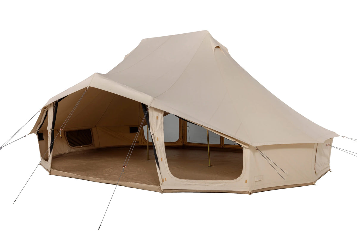 CanvasCamp Sibley Apex 720 Twin schräg von der Seite mit offenem Vorbau und Seitenfenstern
