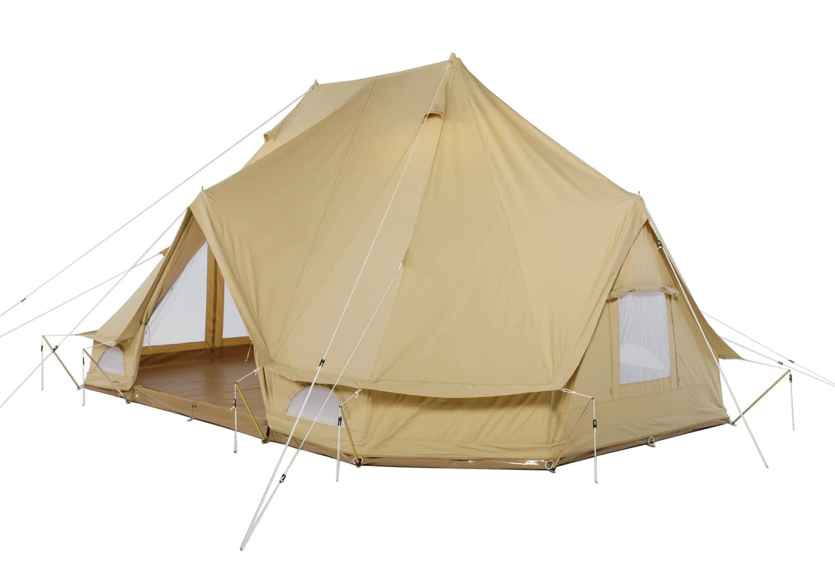 CanvasCamp Sibley ProTech 600 Twin schräg von vorne mit offener Seitentür und Fenster