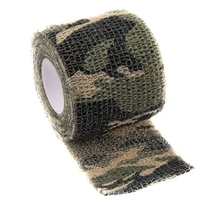 Stealth Gear Tarnband auf der Rolle, halb abgewickelt, mit grünem und beigem Tarnmuster