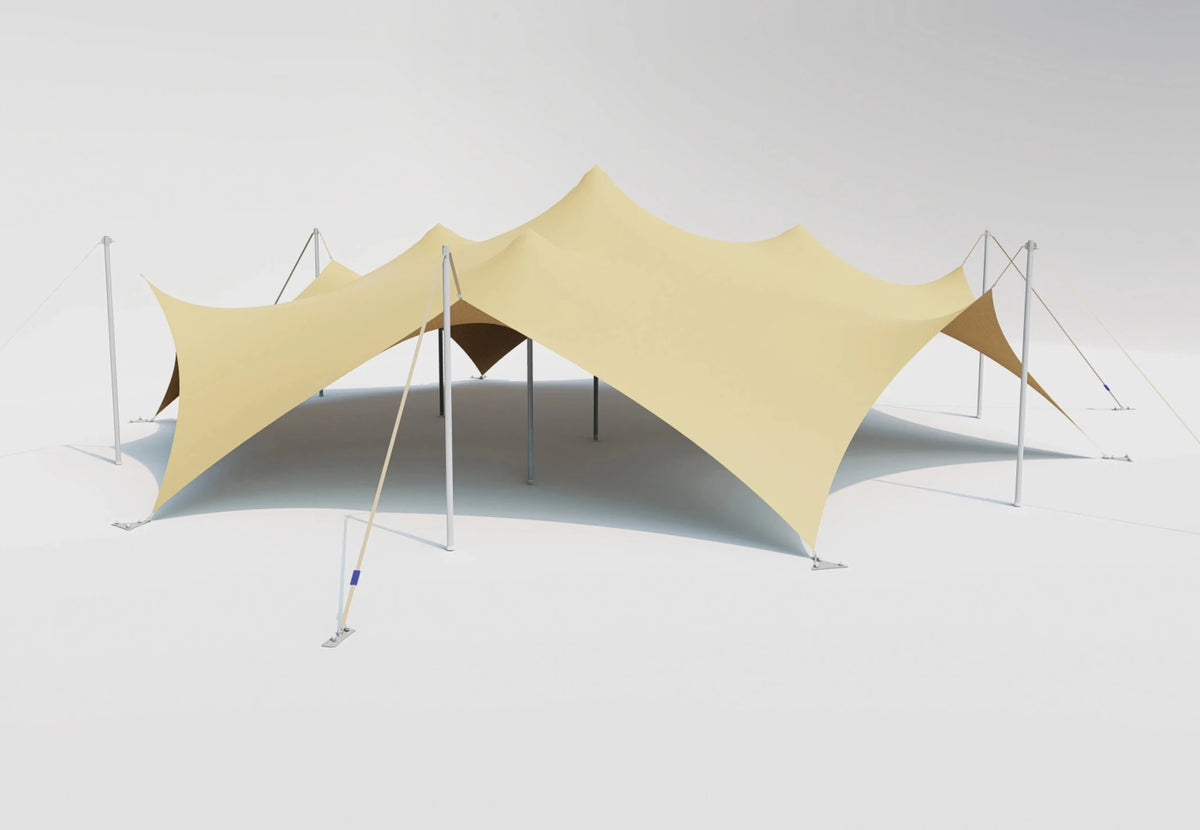 CanvasCamp Stretch Tent Q3 mit geraden, aufrechten Stangen und bis zum Boden gespannten Seiten
