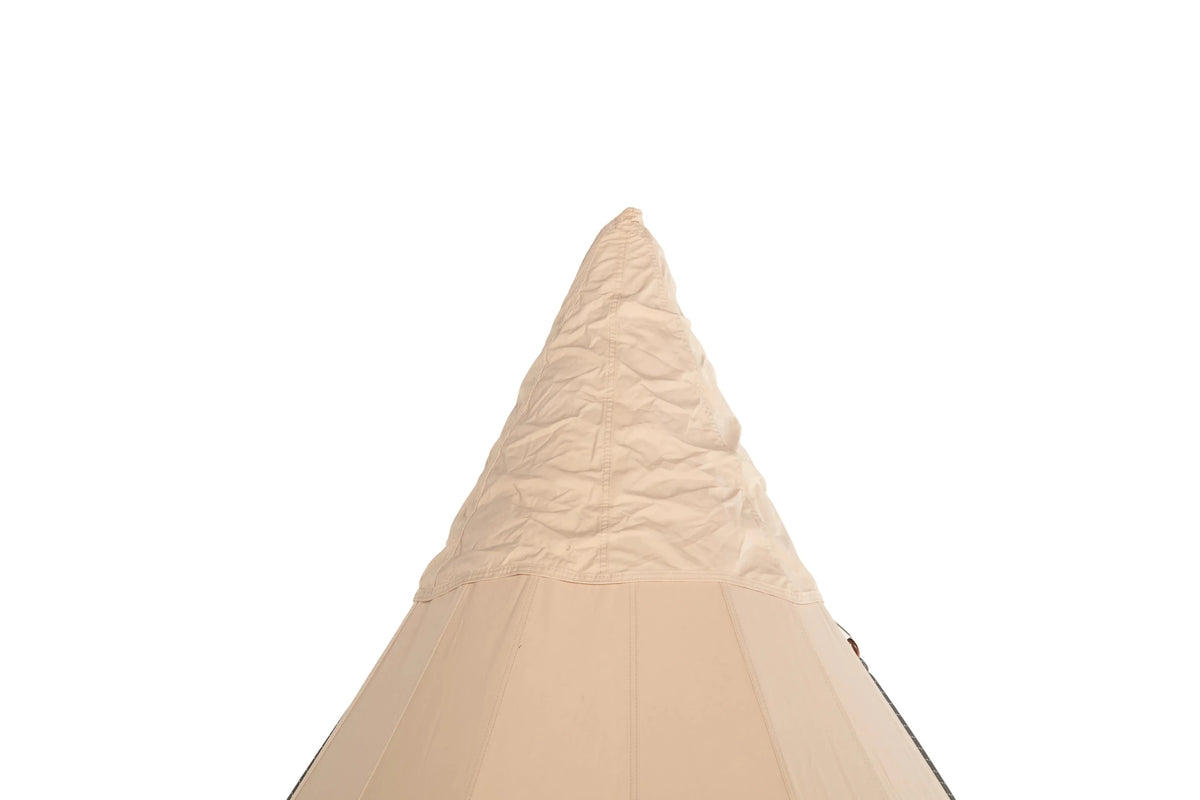 CanvasCamp Traveller Tipi, Spitze des Tipis mit gefaltetem Canvas