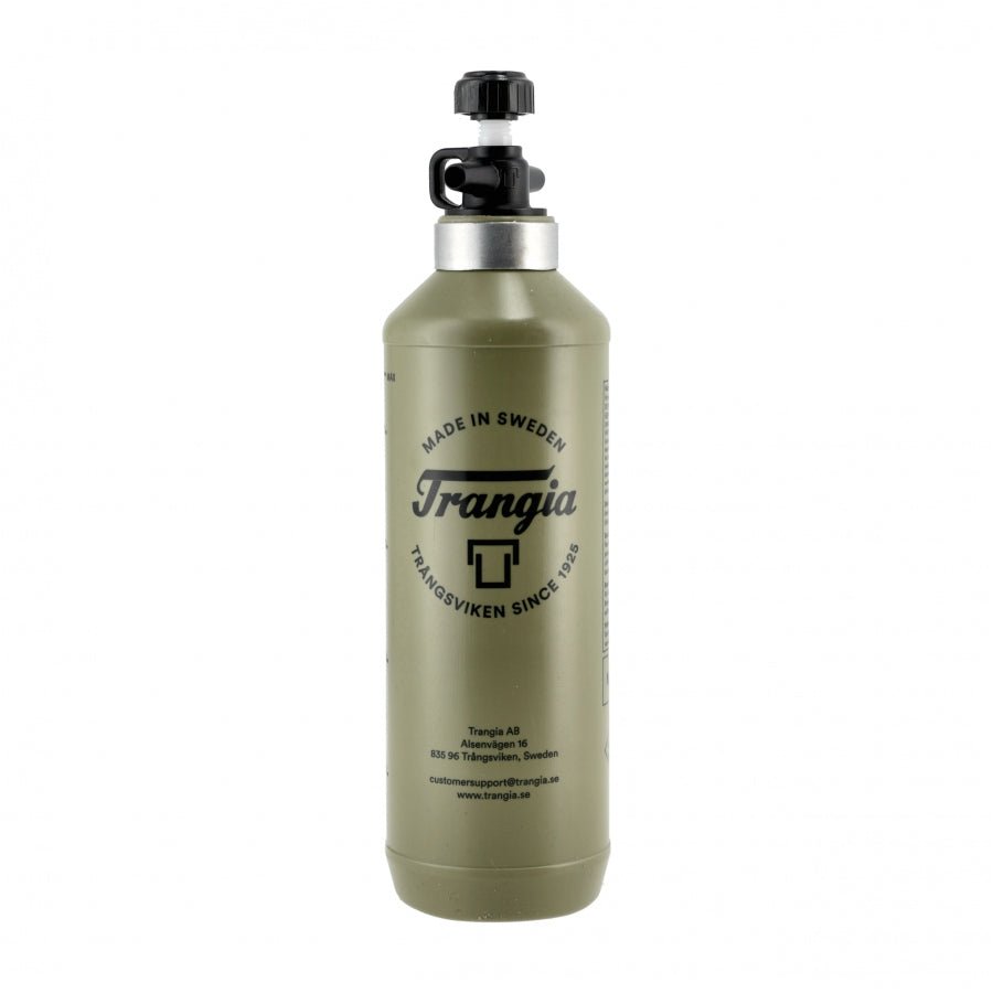Trangia Brennstoffflasche in Olivgrün, höhere Flasche mit rundem Logo und schwarzer Kappe