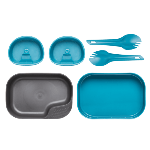 Wildo Camp-A-Box Duo Set in Blau mit zwei Bechern, zwei Sporks, einem grauen Behälter und einem Deckel