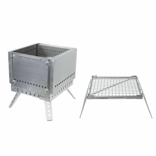 Winnerwell Grill Firepit Feuerschale mit dem losen Grillrost auf kurzen Füßen daneben