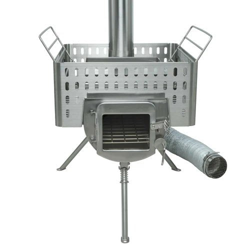 Winnerwell Woodlander Sauna Stove direkt von vorne mit offener Tür, Steinkorb und Luftschlauch